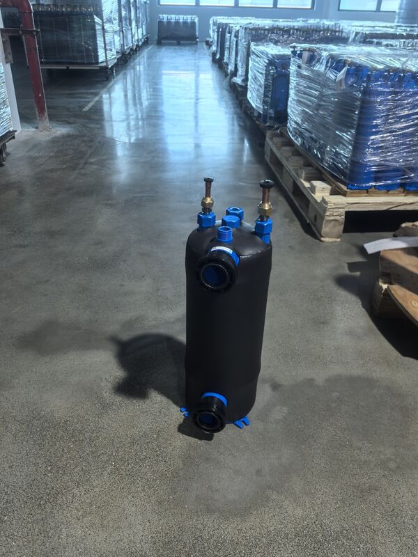 Hoog corrosiebestendig zwembadwarmtewisselaar MHTA-0.75 met puur titaniumbuis en duurzame buis in PVC-schelstructuur voor warmteoverdracht