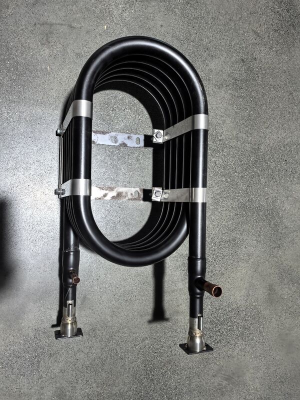 Hoogdruk 4,2 MPA coaxiale warmtewisselaar met inwendige buis van roestvrij staal/koper/titanium en aanpasbare grootte 3~20 M voor warmtepompcondensatortoepassingen