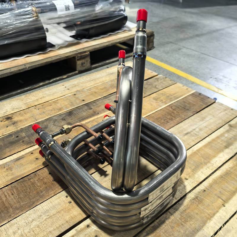 Tube In Tube Coaxial Heat Exchanger met 0,6 mm innerlijke buisdikte Titanium TA1 materiaal en 4,2 MPA koelmiddel zijdelingse maximale druk